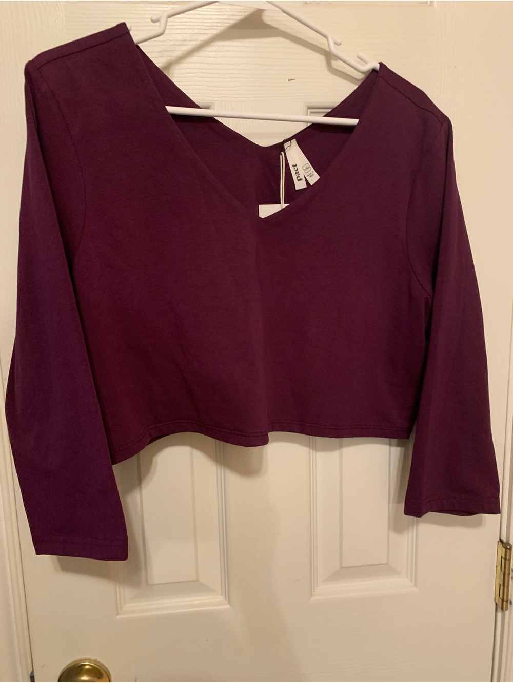 Pact NWT Crop Athletic Workout Casual Night Out Wine Brunch Also Wine Color XXL